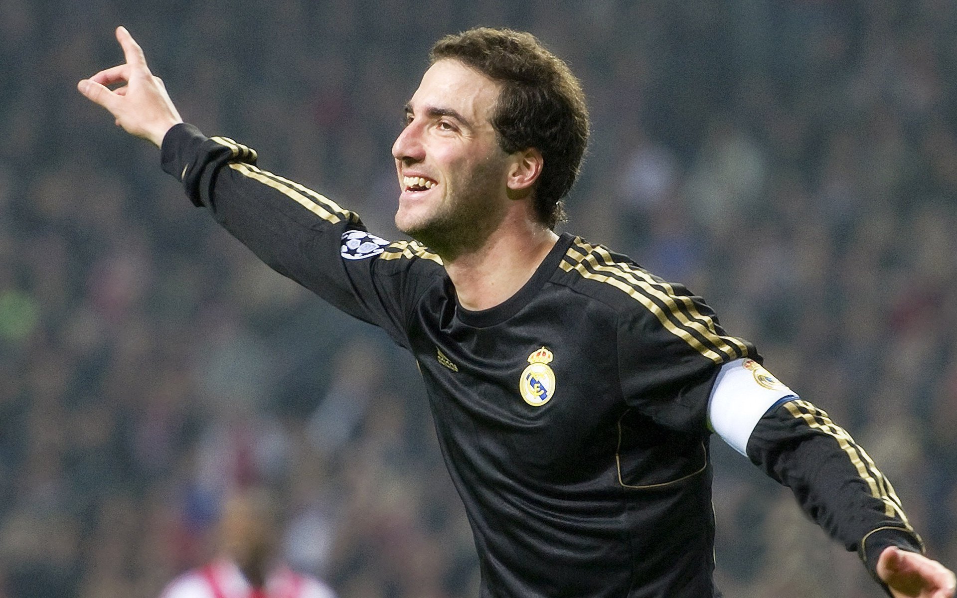 校园足球师资力量是否达到标准，校园足球职业梯队区别